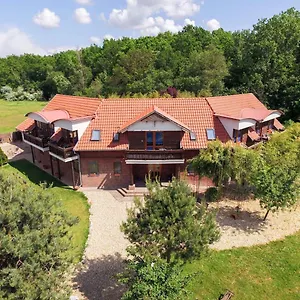  Vendégház Owlcastle-bagolyvár